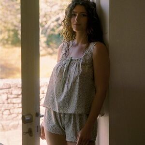 Christy Dawn The Leni Set Pajamas Loungewear in Crème Strawberry EUC